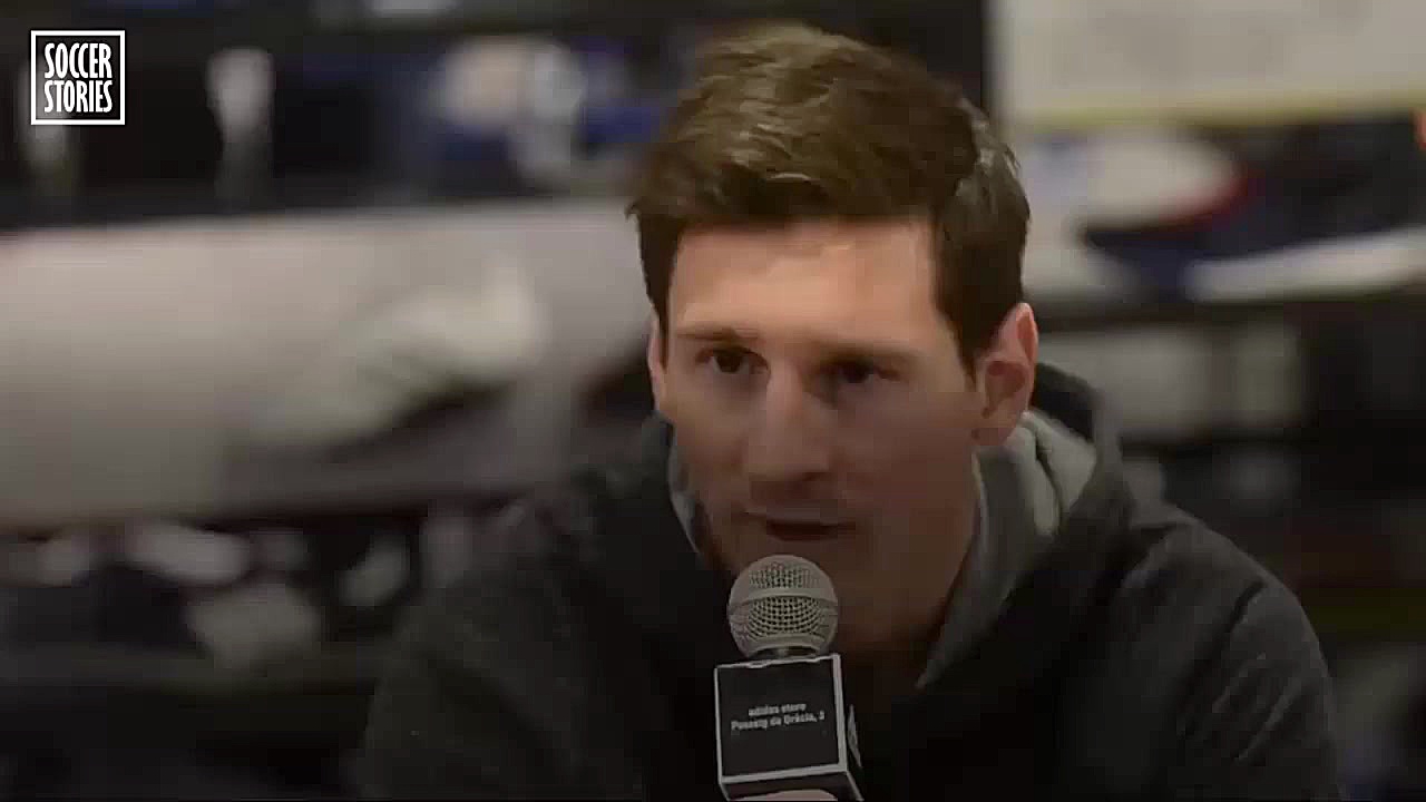 چرا لیونل مسی در بازی‌ بالا می...