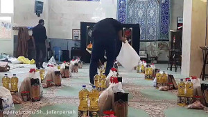تهیه و توزیع ۲۵ بسته کمک های م...