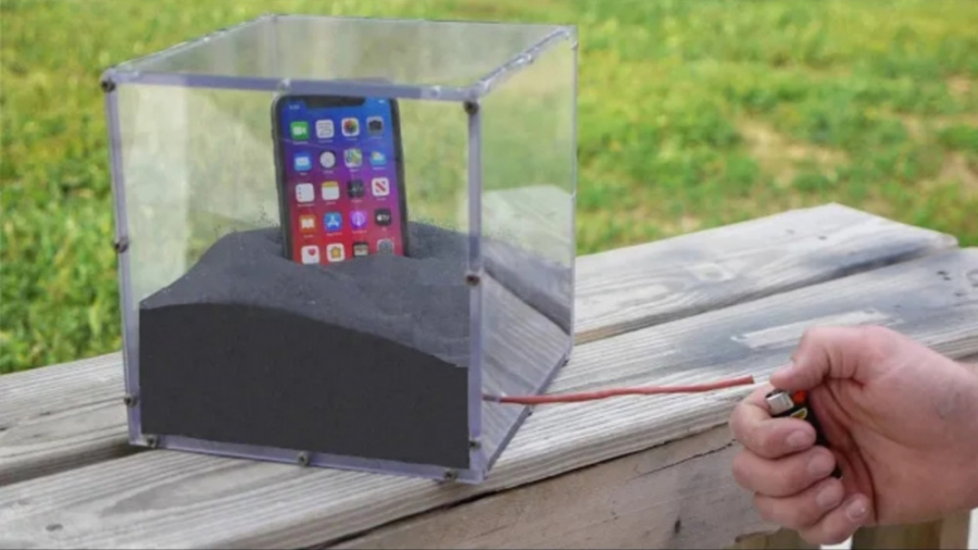 مقاومت آیفون ۱۱ در مقابل انفجا...