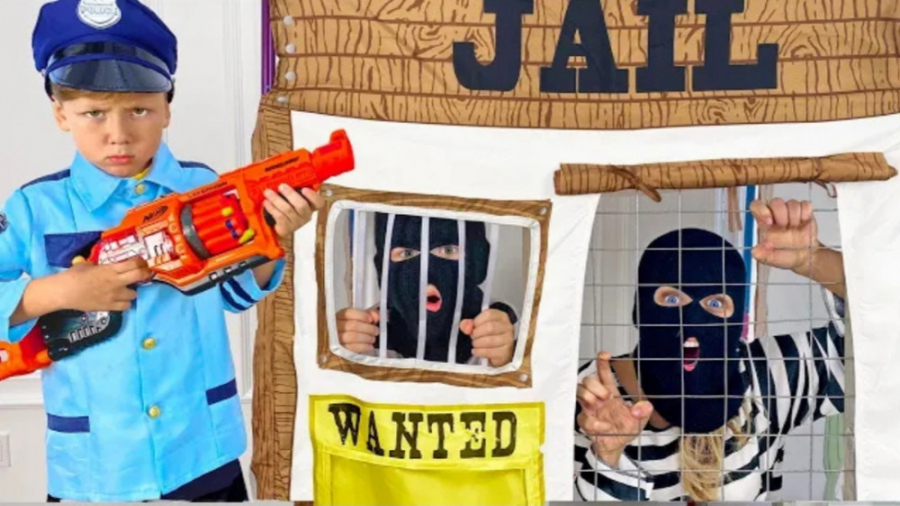 ماجراهای سنیا : سنیا به دنبال...