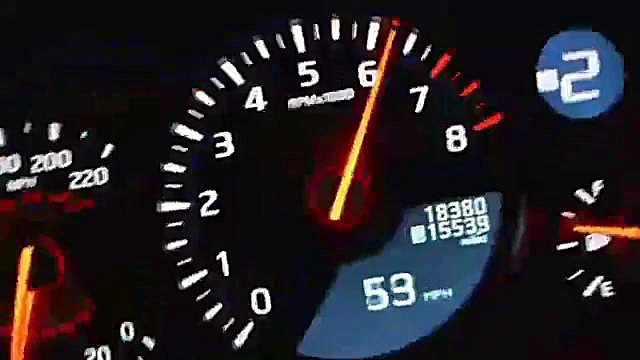 خودنمایی نیسان جی تی ار با قدر...