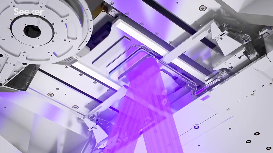 نگاهی به تنگناهای قانون مور در...