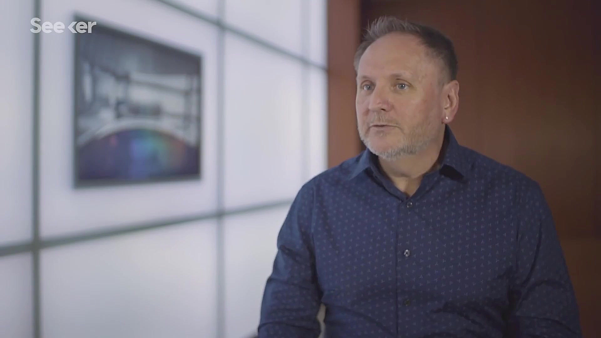 نگاهی به تنگناهای قانون مور در...