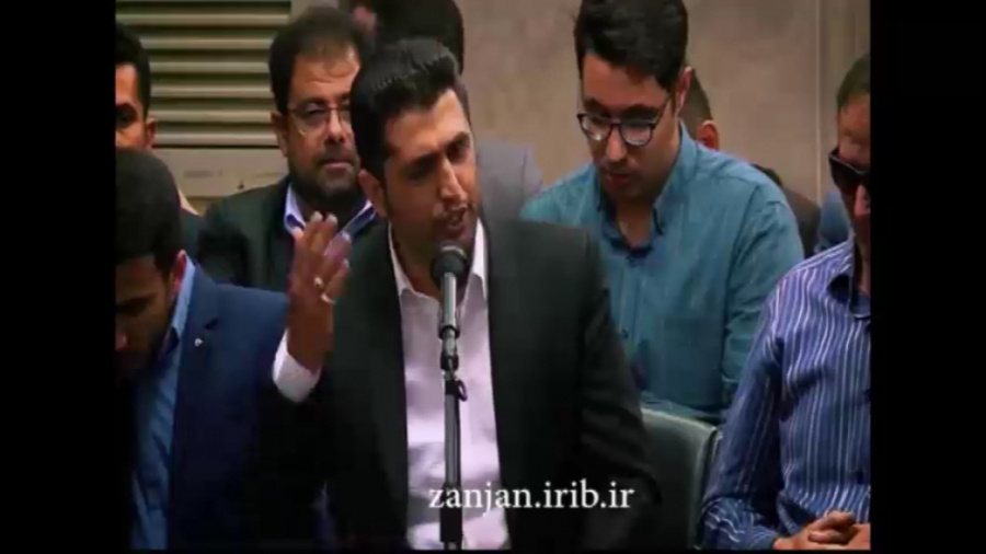 شعرخوانی موسوی در محضر مقام مع...