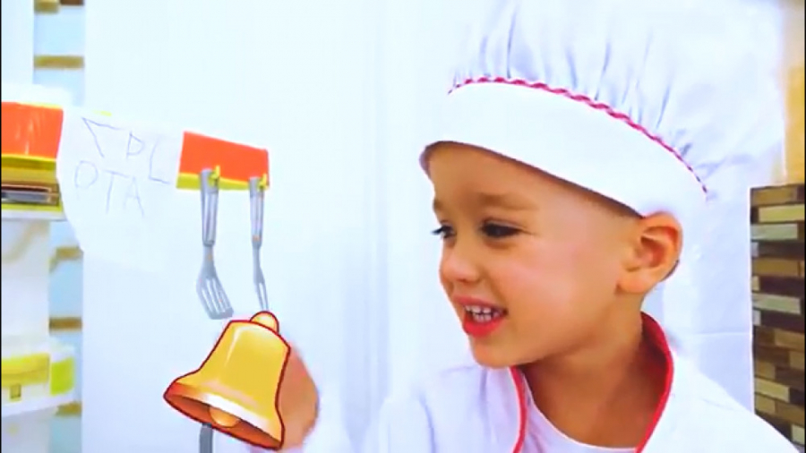 ولاد و نیکیتا نیکی سرآپز میشود...