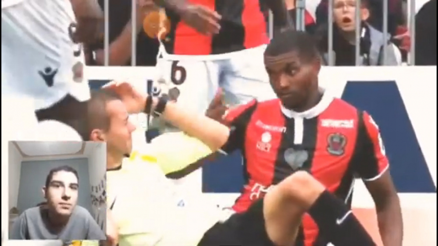 واکنش به لحظات خنده دار فوتبال