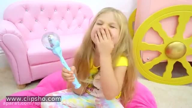 برنامه کودک دیانا و روما بازی...