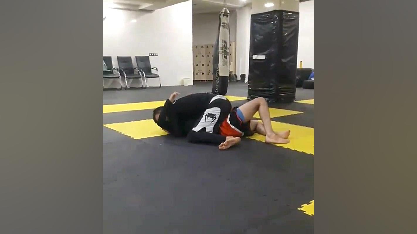 آموزش جوجیتسو برزیلی استاد جبر...