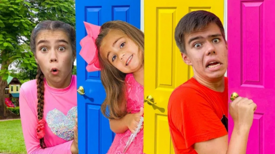 ناستیا و آرتم : ماجراهای درهای...