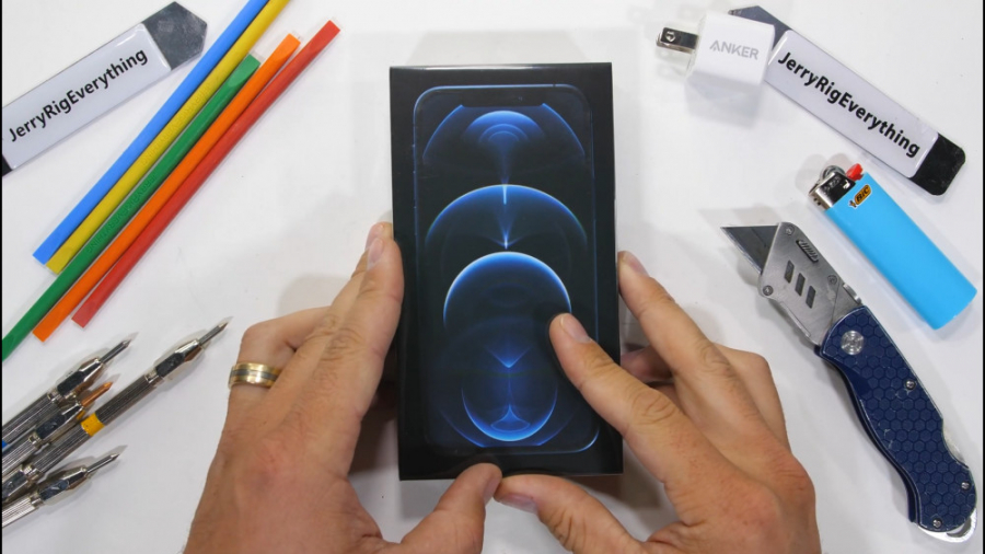 تست مقاومت آیفون 12 پرو اپل (i...