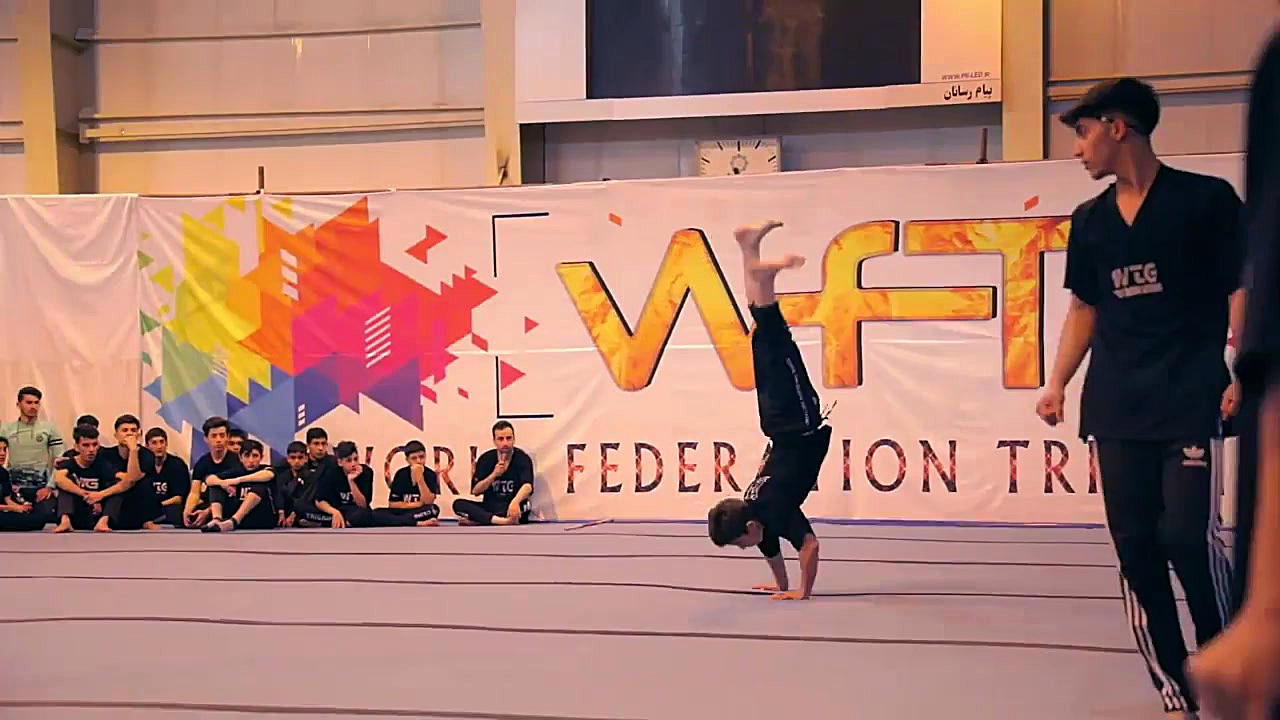 اجرای تیم ب آریان در مسابقات ق...