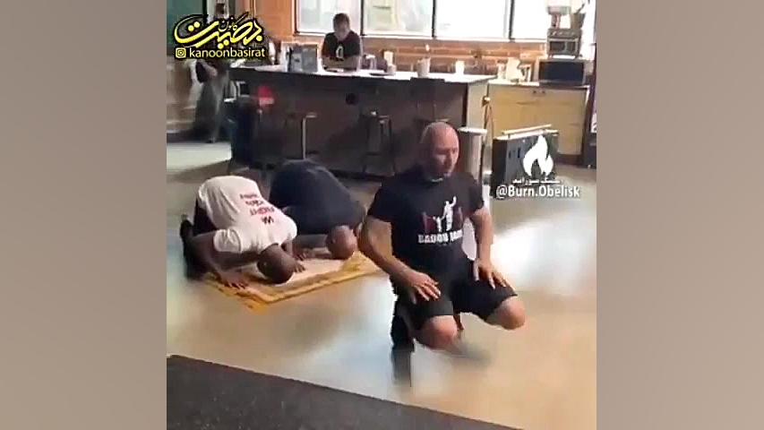 نمازجماعت بوکسرهای معروف آمریک...
