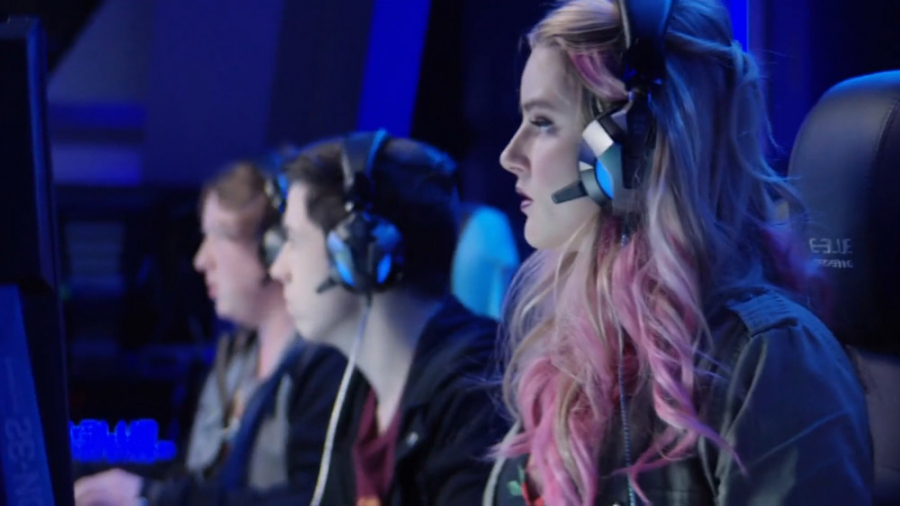 فیلم Max Reload and the Nether...