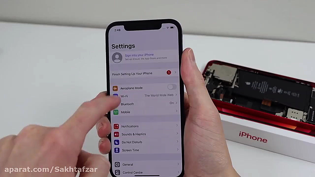کالبدشکافی و تعمیرپذیری گوشی آ...
