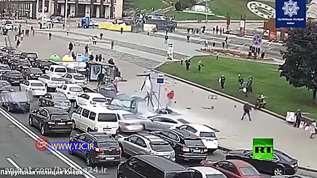 تصادف های پیاپی خودرو شاسی بلن...