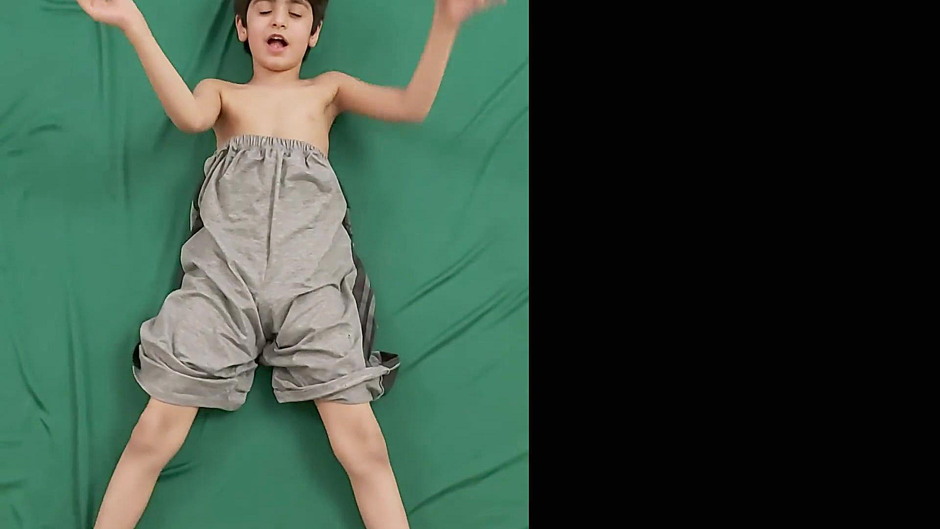 فیلم پرده سبز از سقوط از ارتفا...