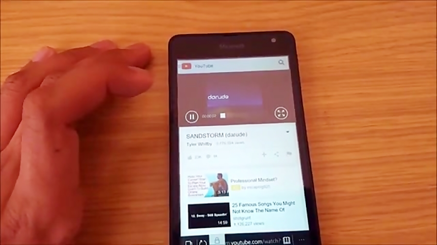 پخش در پس زمینه مرورگر ویندوز...