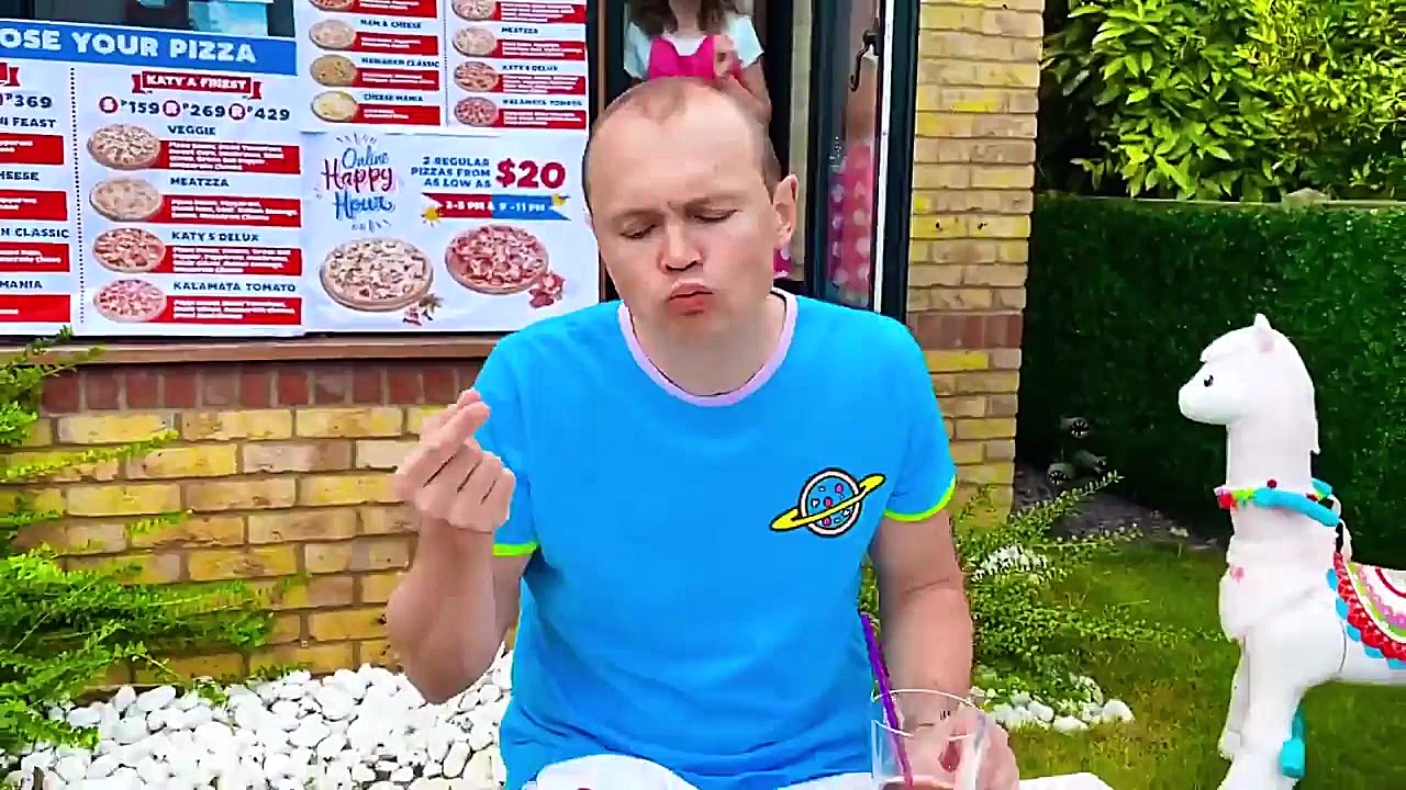 مکس و کتی جدید  پیتزا فروشی کت...