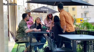 چقدر اینجا شلوغه  دوربین مخفی...