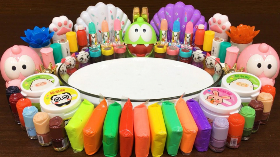 اسلایمهای رنگی و لوازم آرایشی