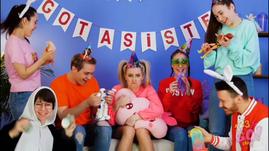 برخی موقعیت ها و لحظه های خنده...