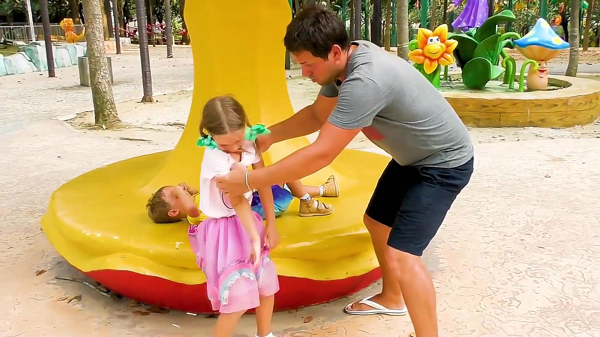 ماجراهای سوفیا کوچولو  اپیزود...