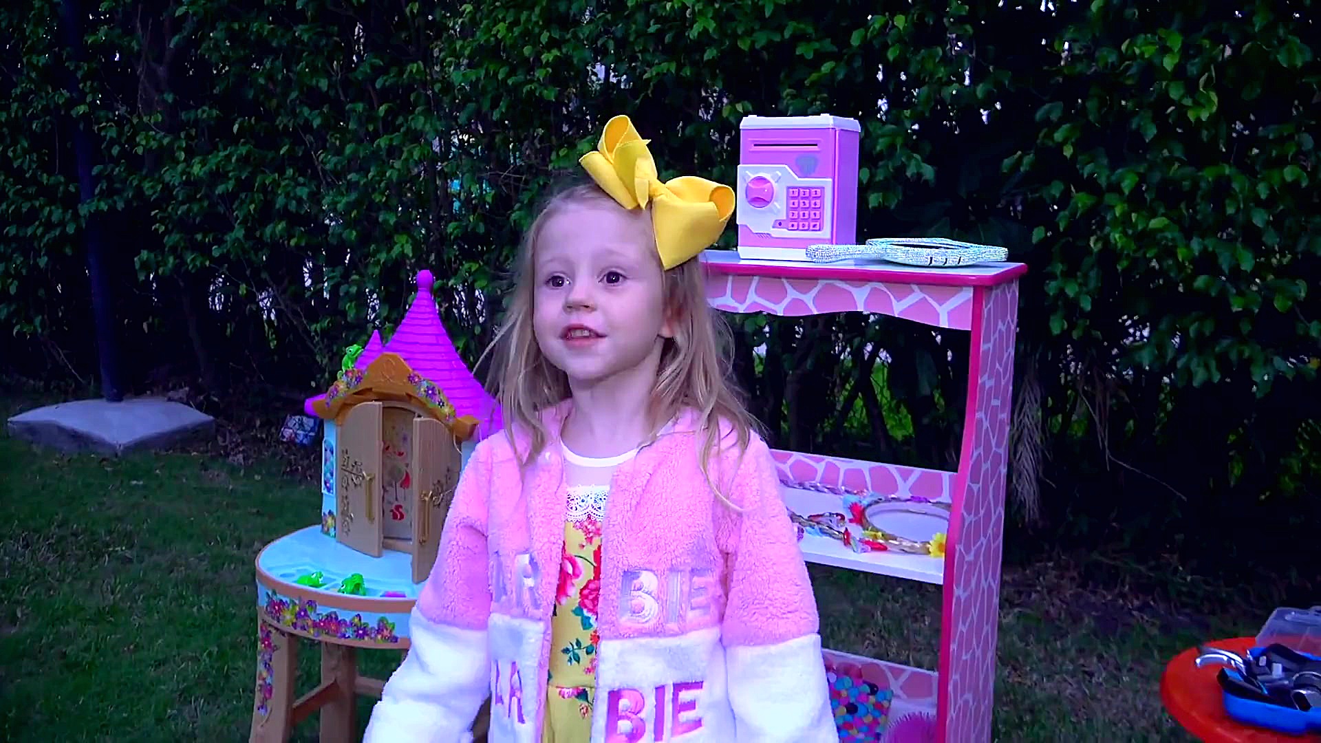 ماجراهای ناستیا و بابایی  قسمت...