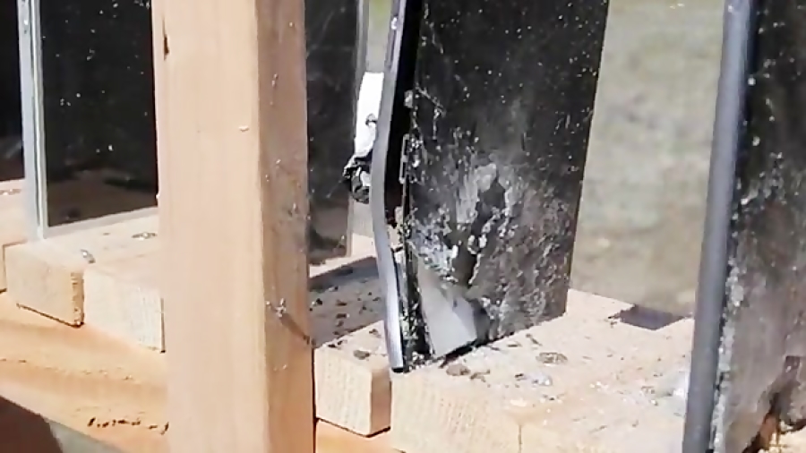 شهرسخت افزار: آیفون در برابر ک...