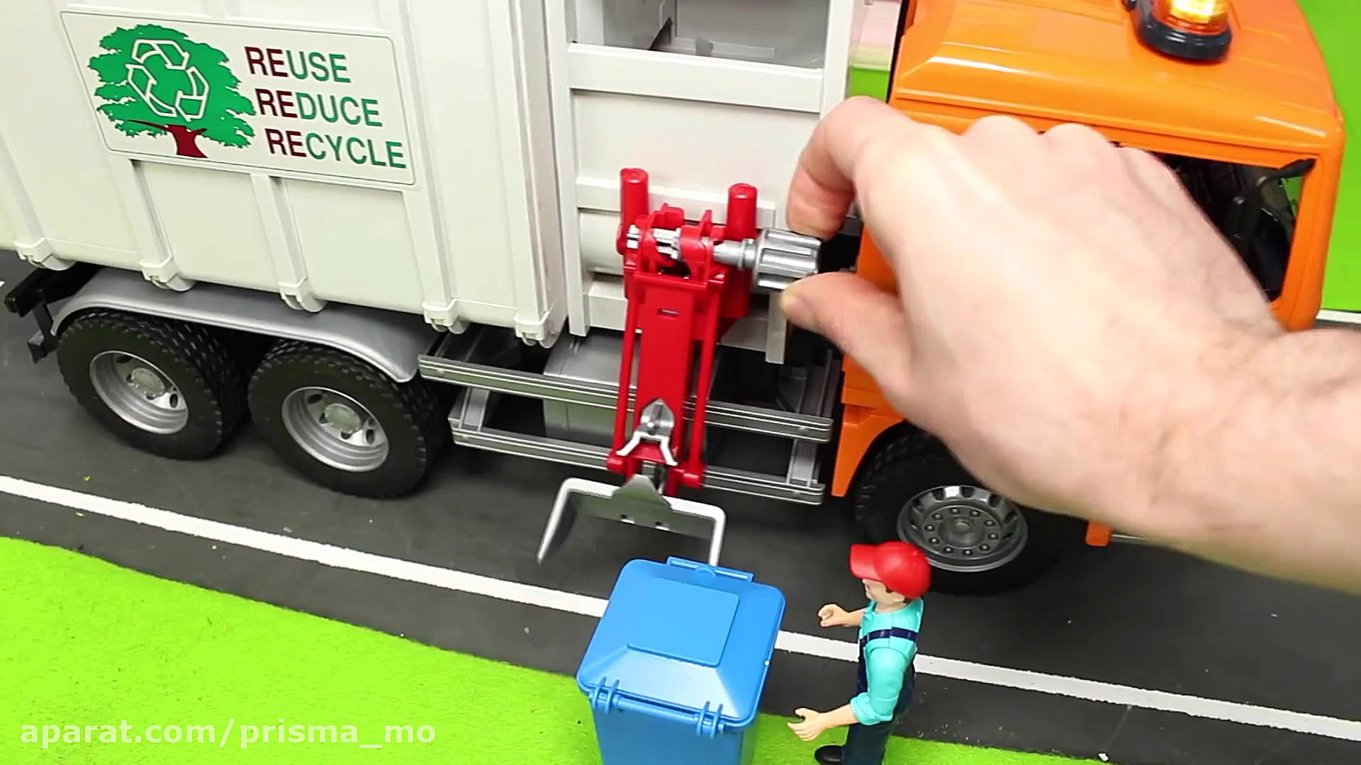 ماشین بازی  اسباب بازی  بیل مک...