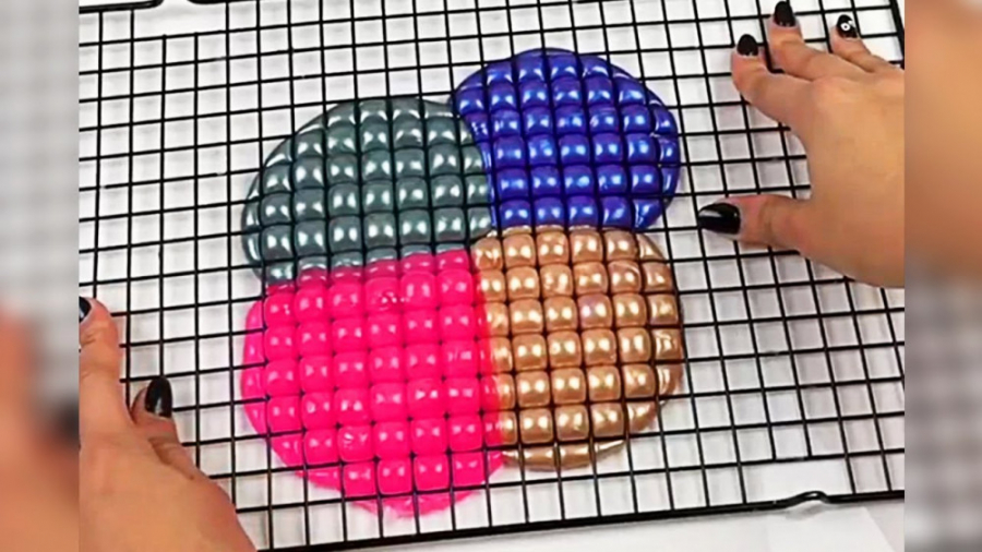 بریدن اسکویشی و بازی با اسلایم