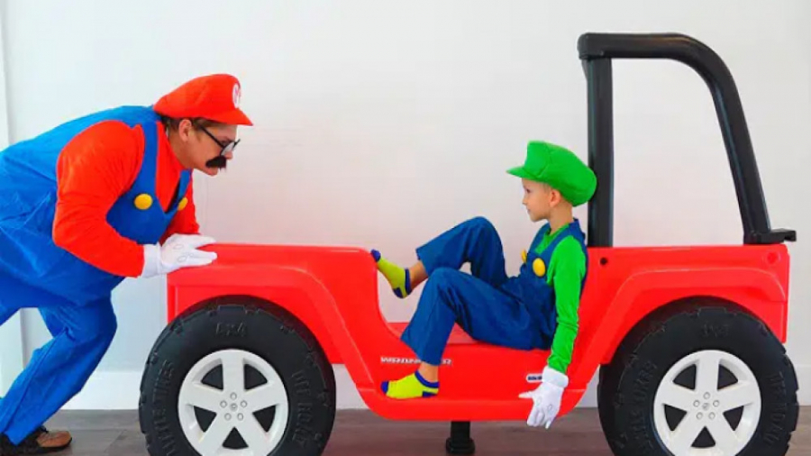 ولاد و نیکی  ولاد و اتاق اتومب...