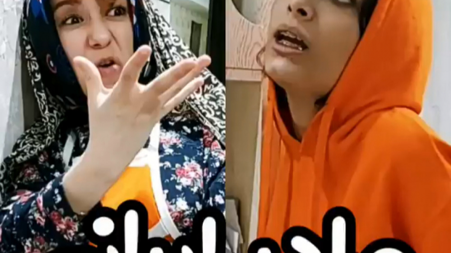 وقتی مامانت همش میزنه تو ذوقت...