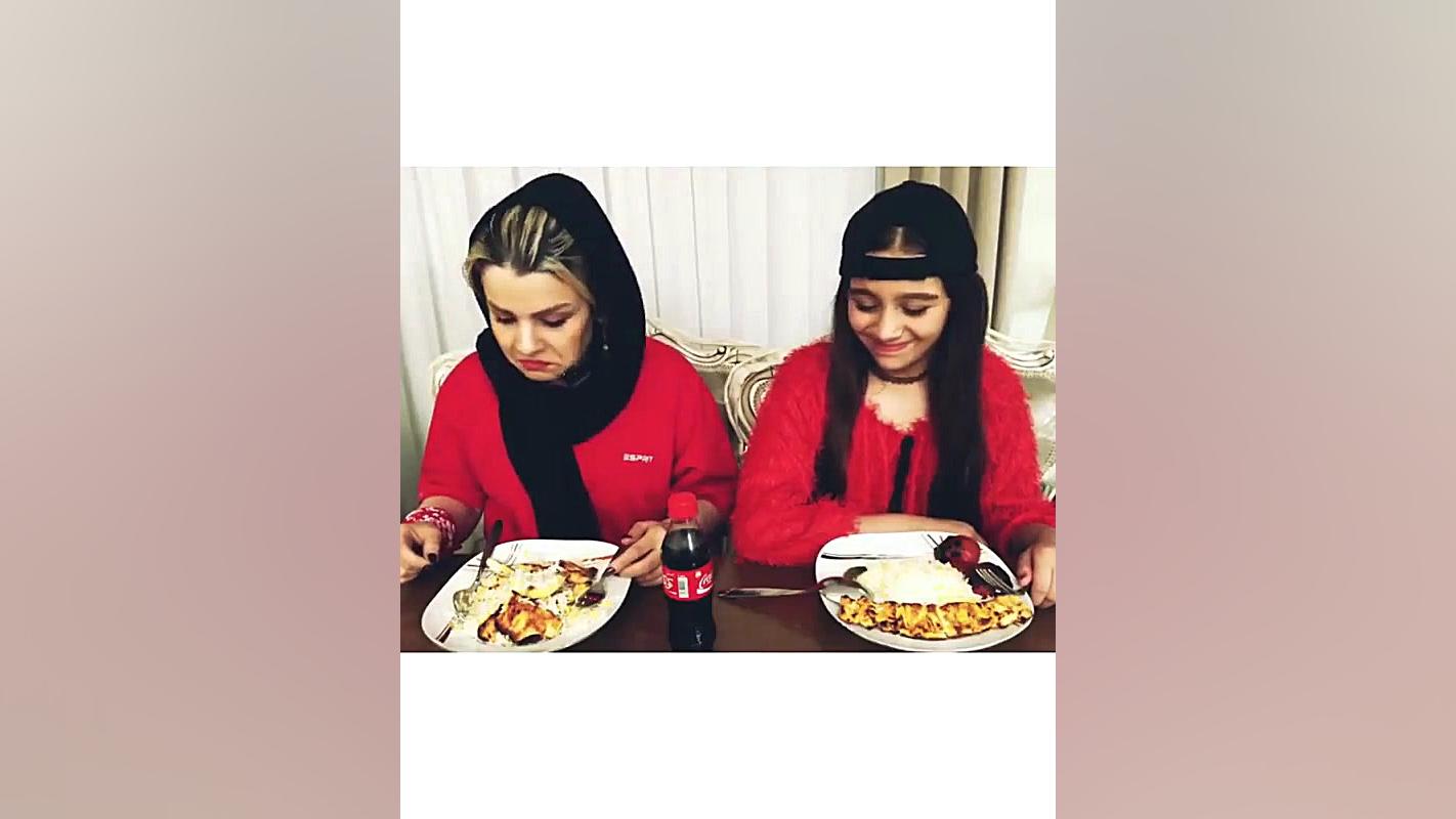 پارمیس و مادرش