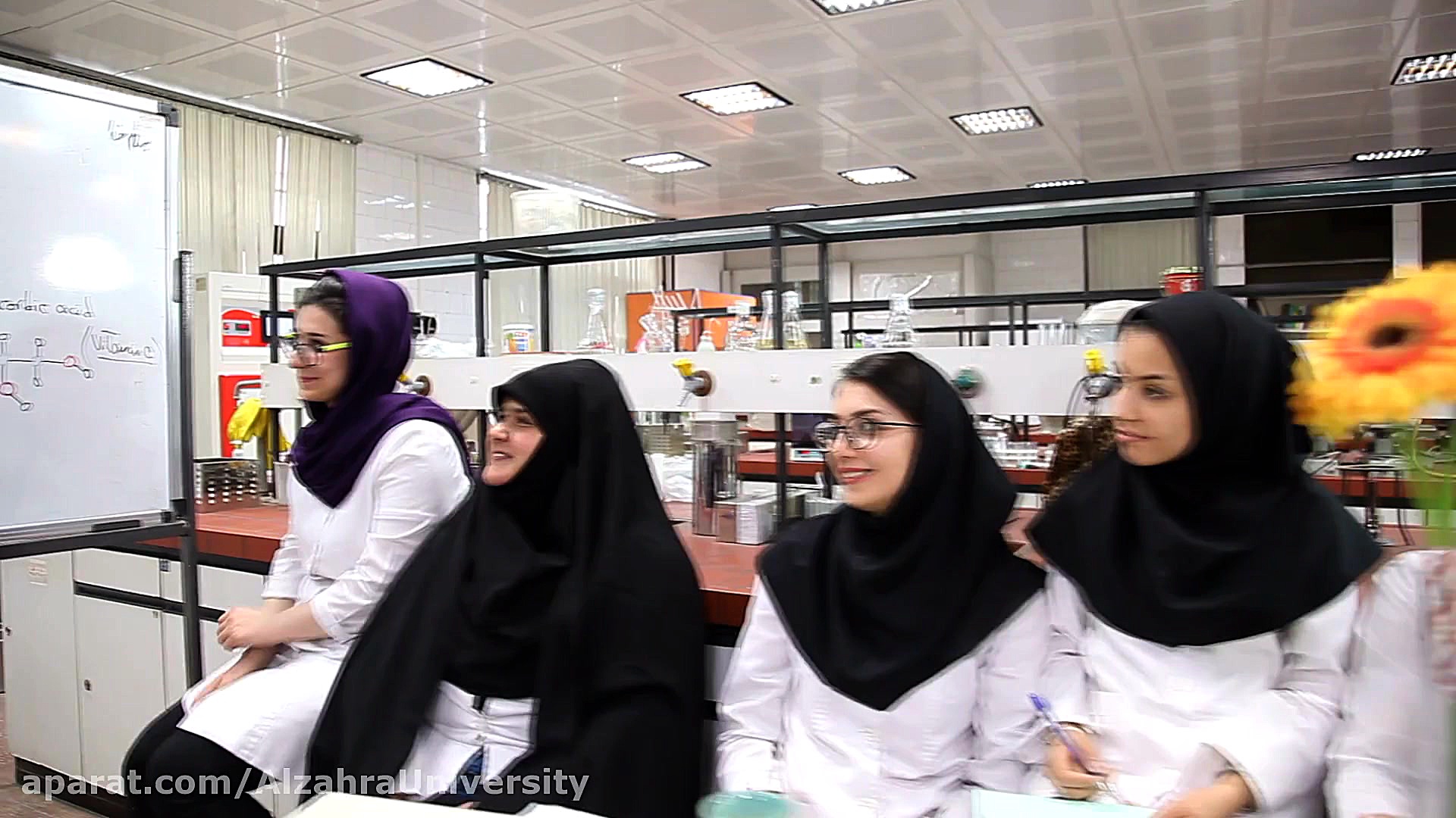 فیلم معرفی دانشگاه الزهرا  زبا...