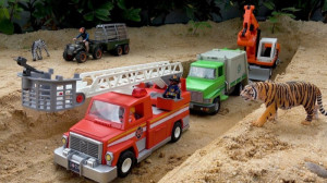 ماشین بازی کودکانه : حمله اژده...