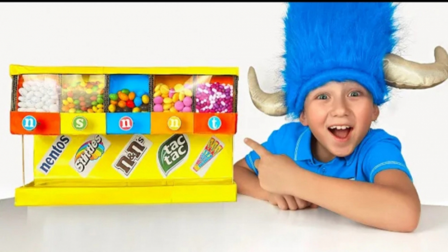 سنیا و مامانی : ماشین آبنبات