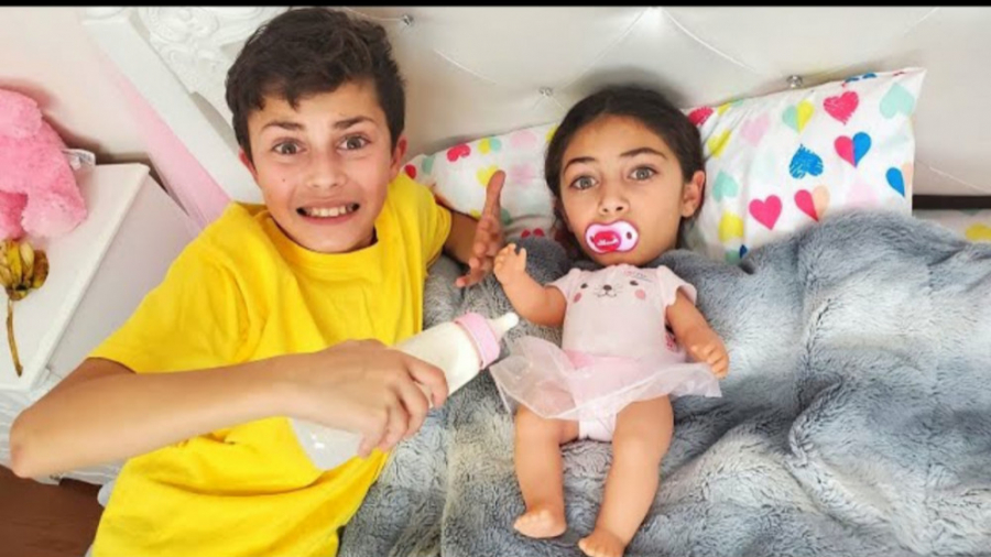 هایدی و زیدان : بازی با کودک