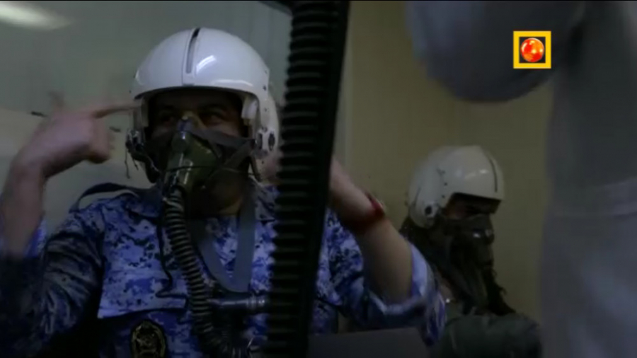 خلبان جنگنده آموزش جت جنگنده