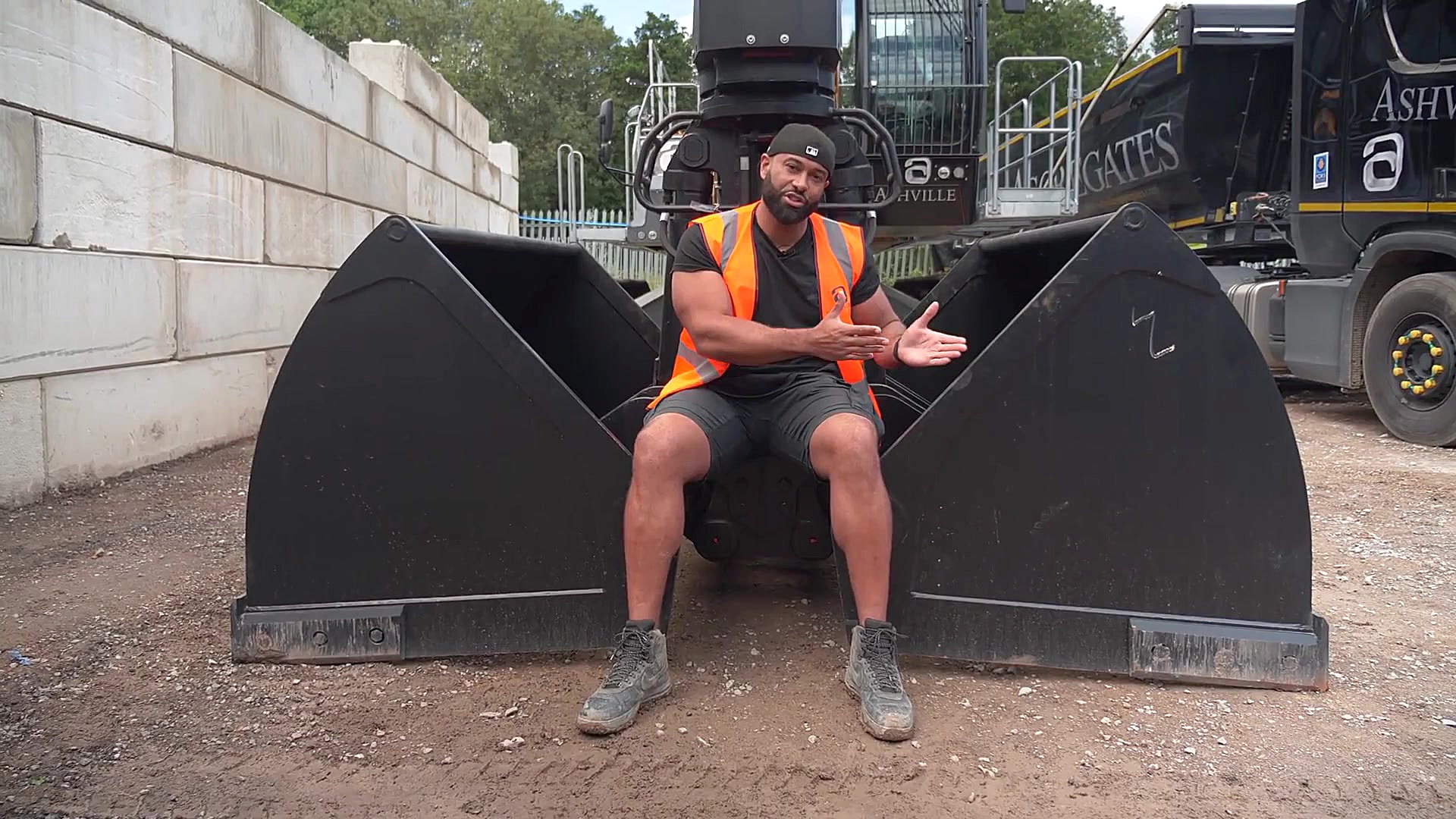 جرثقیل عظمیم الجثه Liebherr