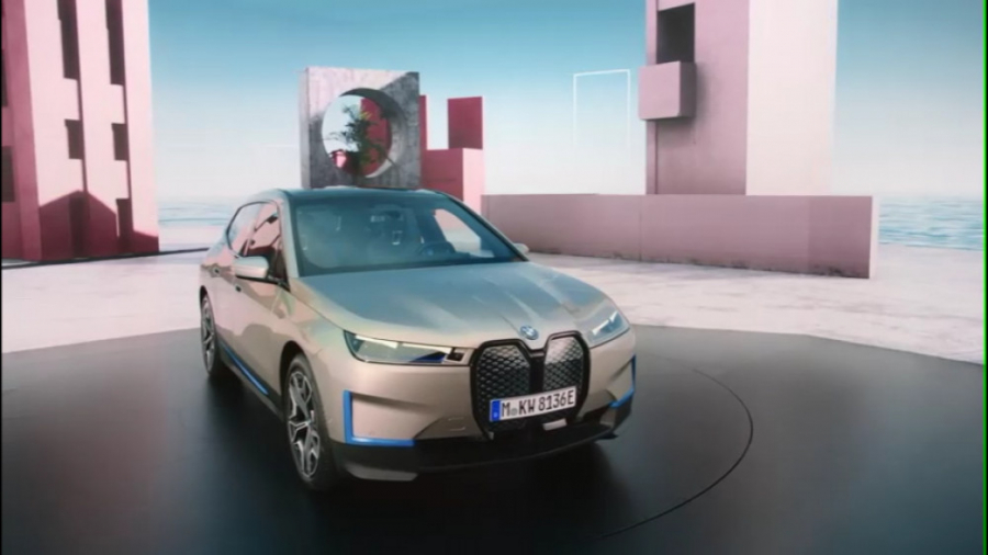 اولین شاسی بلند برقی بی ام و