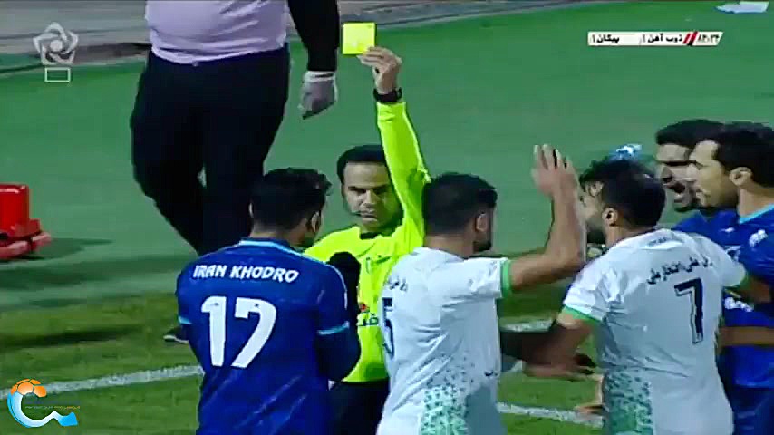 تصمیم عجیب داور در بازی ذوب آه...