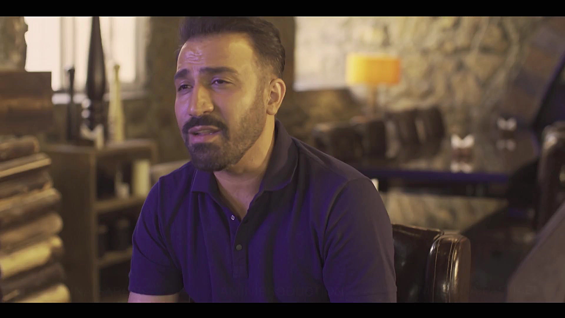 موزیک ویدیوی روزگار با صدای سی...