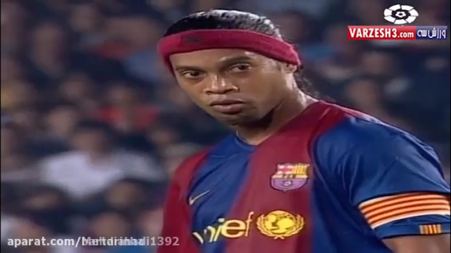 رونالدینیو و مسی  چند ضربه آذا...