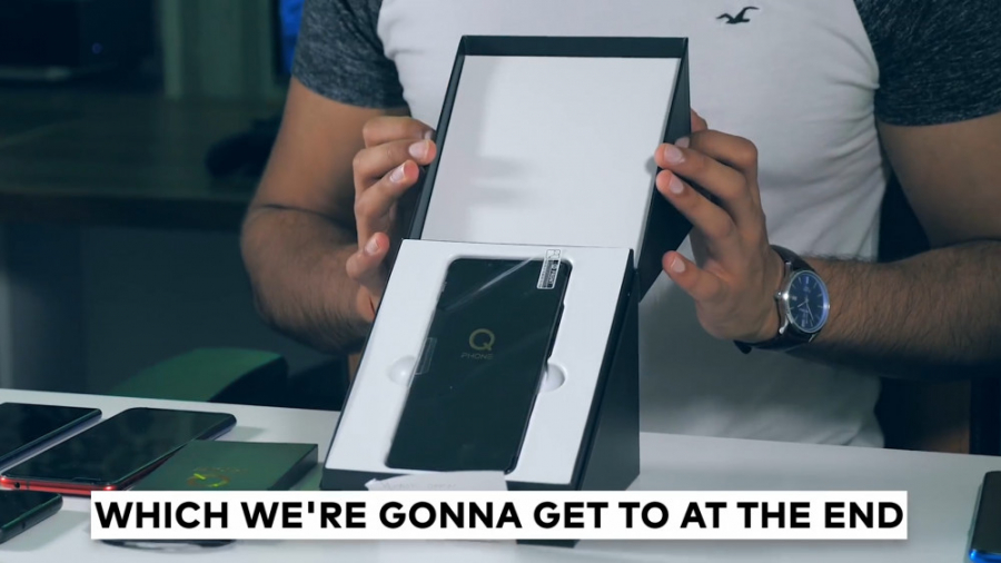 جعبه گشایی بزرگترین موبایل (Un...