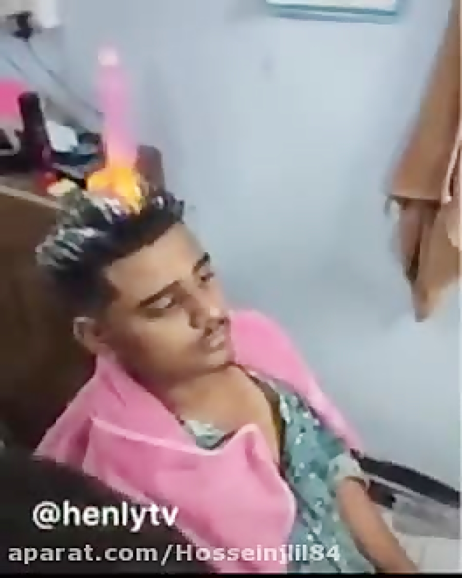 وضعیت واتساپ طنز ارایشگر