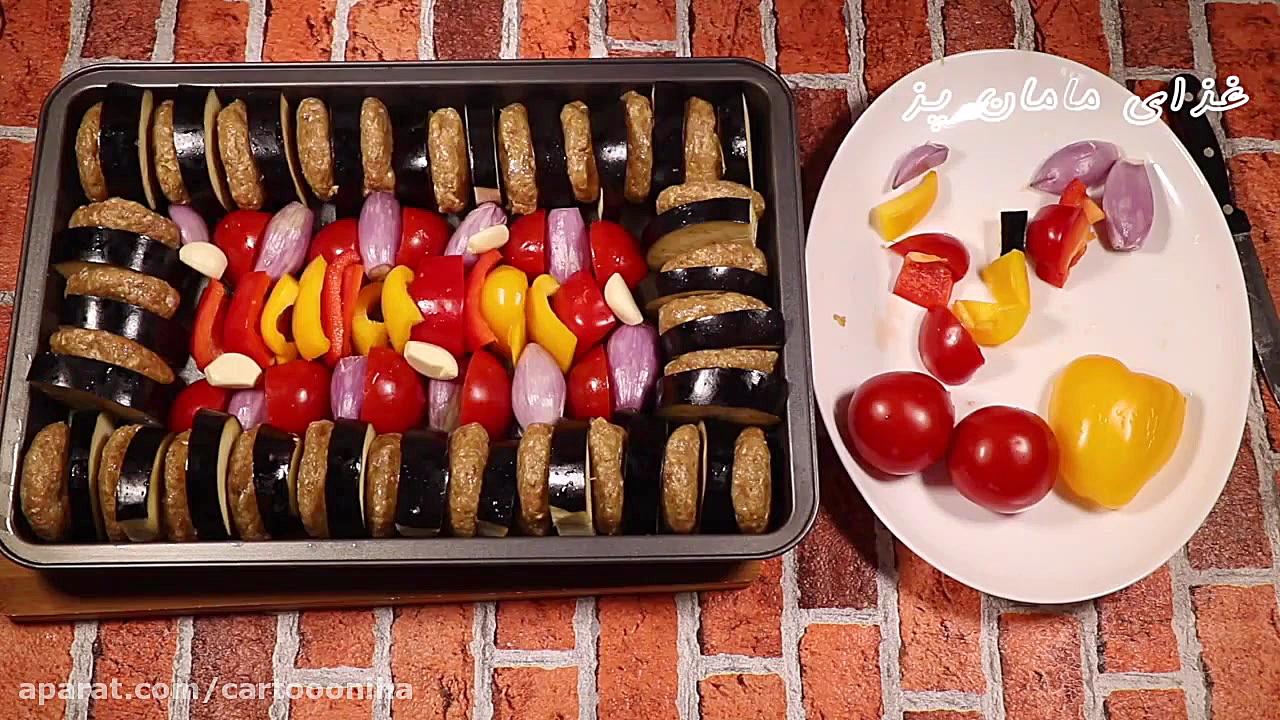 کباب گوشت و بادمجان یکی از محب...