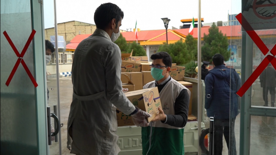 توزیع غذا و بسته های معیشتی بر...
