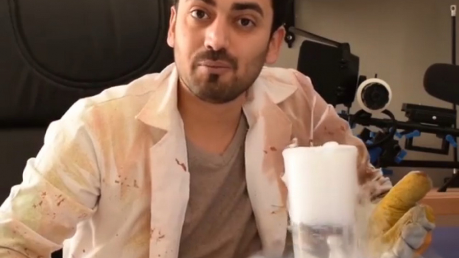 بازی با یخ خشک