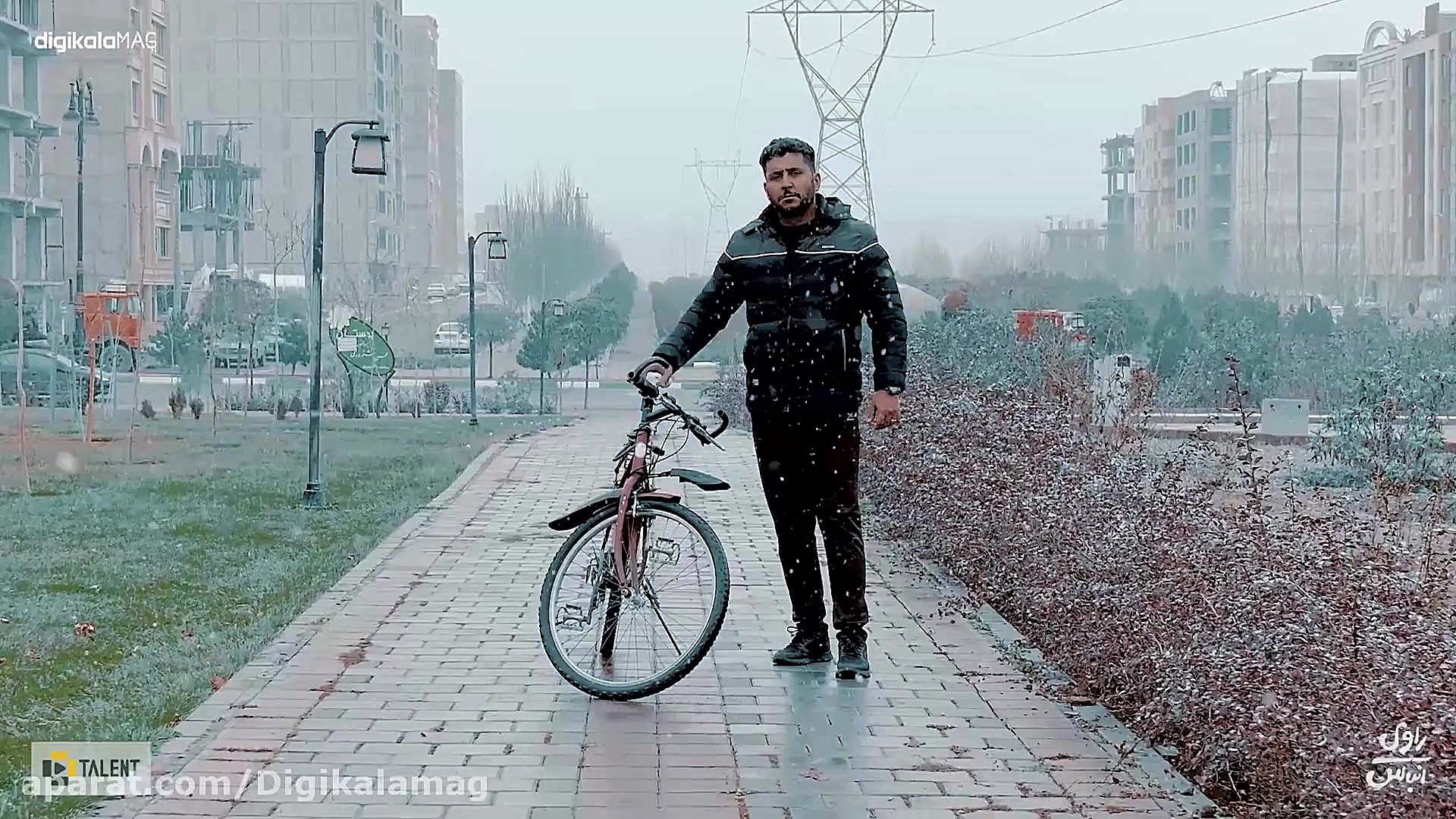 جعبه&zwnj;گشایی و بررسی کوتاه...