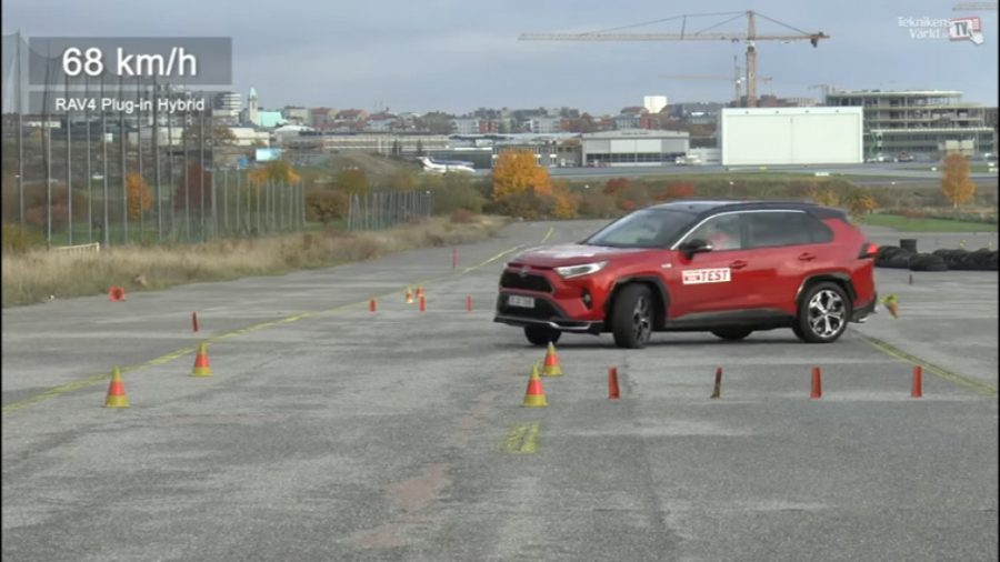 تست گوزن تویوتا راوفور